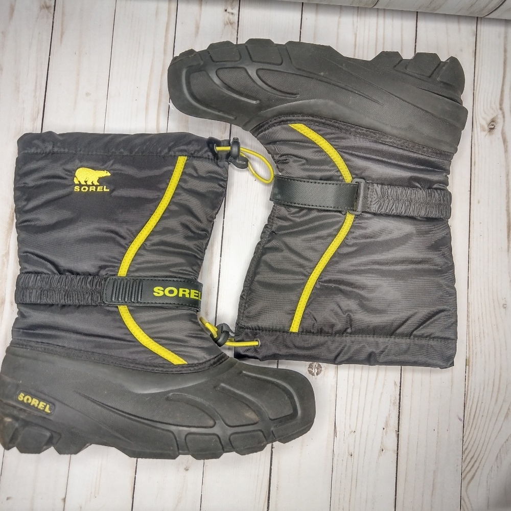 Sorel size 6 snowboots